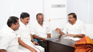 தாராபுரத்தில் திமுக வேட்பாளா் சுகன்யாவை ஆதாித்து ஆலோசனை கூட்டம்