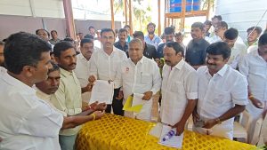 தாராபுரத்தில் போட்டியிடும் தவெக வேட்பாளர் சத்தியபாமா ஒரு லட்சம் வாக்குகள் வித்தியாசத்தில் வெற்றி பெறுவார் -அமைச்சர் அருண் ராஜ்