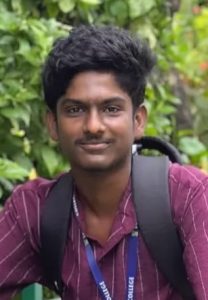 விடுமுறை தினங்களில் கடலில் குளிக்கச் சென்று உயிரிழந்த கல்லூரி மாணவர்