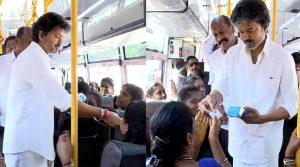 டீலக்ஸ், புறநகர் பேருந்துகளில் கட்டணமில்லா பயணம்: பெண்களுக்கு டிக்கெட் கொடுத்து தொடக்கி வைத்த முதல்வர்!