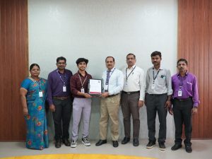 சீனாவில் நடைபெற்ற உலகத்திறன் போட்டியில் பங்கேற்று கோவை ஹிந்துஸ்தான் கல்லூரி மாணவர் சாதனை!