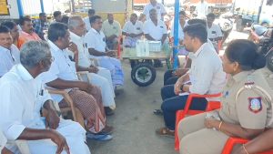 மானிய டீசல் பங்க் நிரந்தரமாக திறக்க கோரி மீன்வளத்துறை அதிகாரிகளின் பேச்சுவார்த்தை-தீர்வு எட்டப்படாவிட்டால் மாவட்ட ஆட்சியர் அலுவலகம் முற்றுகை மீனவர்கள் எச்சரிக்கை
