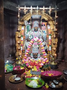 எறையூர் ஸ்ரீ முத்தாலம்மன் ஆலயத்தில் விஷ்ணு துர்க்கை முதலாம் நாள் பூஜை கோலாகலம்!