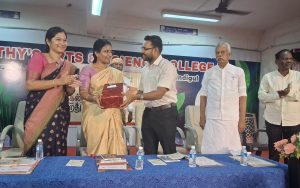 திண்டுக்கல் N. பார்வதி கலை அறிவியல் கல்லூரியில் 13-வது புத்தகத் திருவிழா!