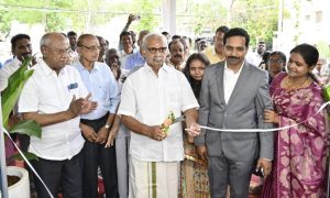 தினசரி செய்தித்தாள்கள் வாசிப்பது கல்லூரி மாணவர்கள் உயிர்ப்புடன் வைத்திருக்கும்