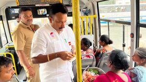 கம்பம் புதிய பேருந்து நிலையத்திலிருந்து 4 புதிய பஸ்கள் இயக்கி தொடங்கி வைத்த கம்பம் எம் எல் ஏ.