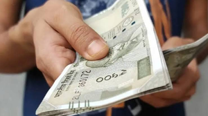காவல் உயர் அதிகாரிகளுக்காக ரூ.5 கோடி பணம் பரிமாற்றம். கைது செய்யப்பட்ட ஆய்வாளர் நீதிமன்ற காவலில் உள்ளார்